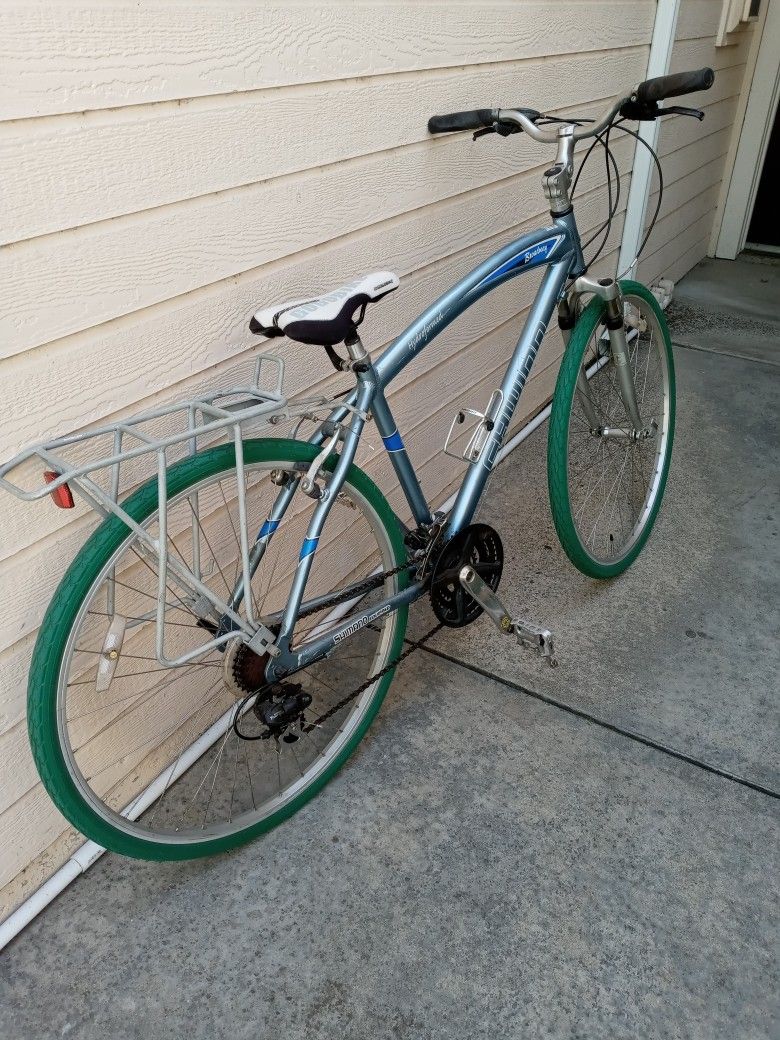 Schwinn Street Comfort Bike