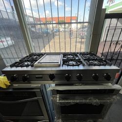VIKING PROFESSIONAL STOVE TOP WITH 6 GAS BURNERS AND GRIDDLE