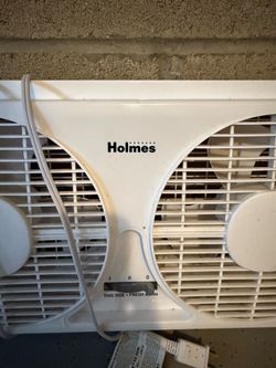 Top brand: HOLMES 9" Twin Window Fan, Reversible Airflow Blades, In/Out Exchange, 2 Speeds, Built-In Extender Panels, Ideal for Home, Bedroom or Offic