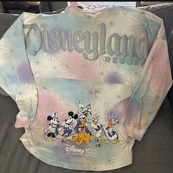 Disneyland jersey size Large