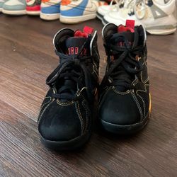 Boys Nike Jordan Kids Shoe Size 13