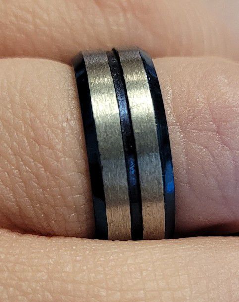 Men's Size 7 Tungsten Carbide ring