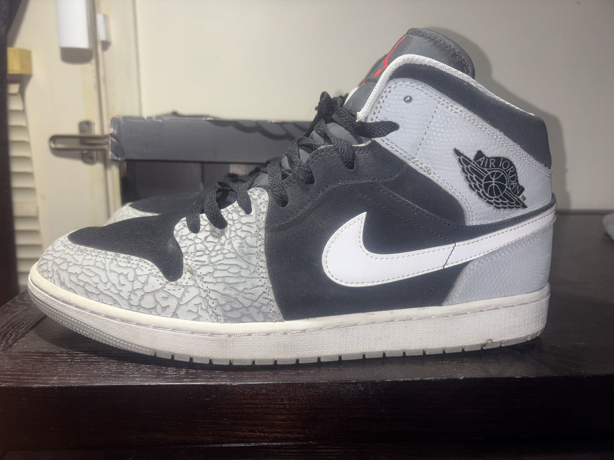 Gently Used Jordan 1s
