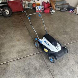 Lawnmower 
