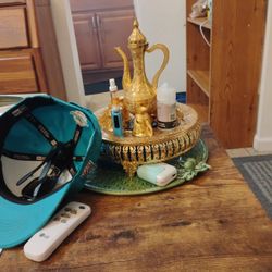 Gold teapot Smoking Table 