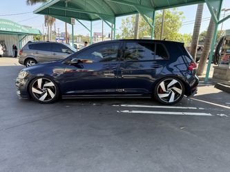 2019 Volkswagen GTI