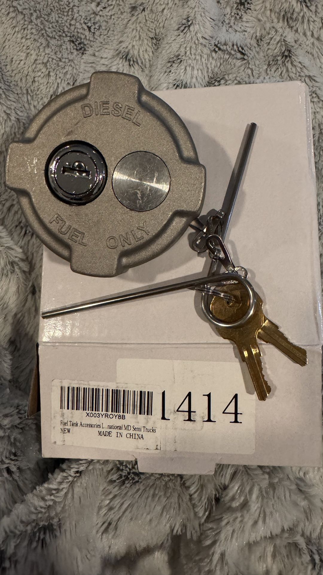 Diesel Fuel Caps With Keys 