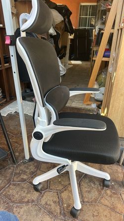 Vidita Ergonomic Mesh Office Chair with Headrest