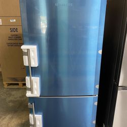 Liebherr  CS1400R 30 Inch Counter Depth Bottom-Freezer Refrigerator