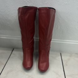 Boots Size 8