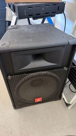 JBL Professional MR825 PA Speaker
