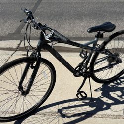 Black Hyper Urban Commuter Bike 700c