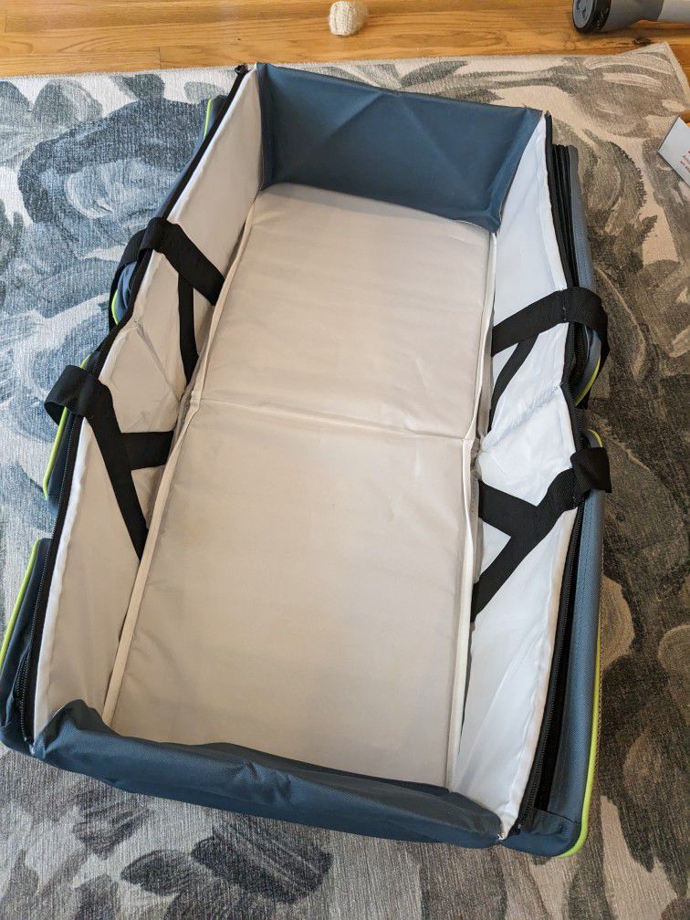 3 In 1 Travel Bassinet, Changing Table And Diaper Bag