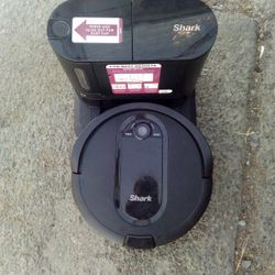 Shark Robot Vacuum With Self Empty Tray