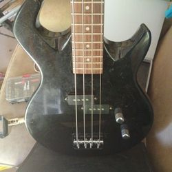 Wildfire Drive Youth Bass Guitar 