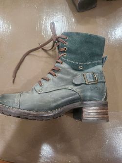 Taos Womens Size 6.5
