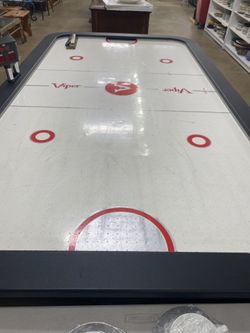 Air Hockey Table