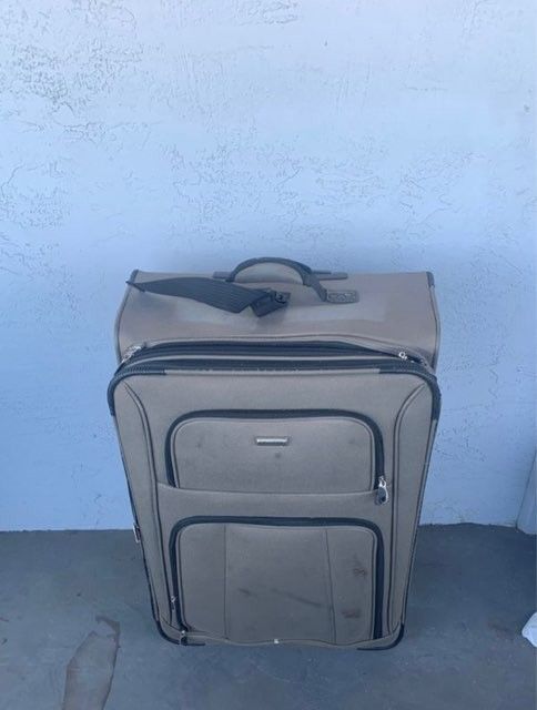Luggage suitcase