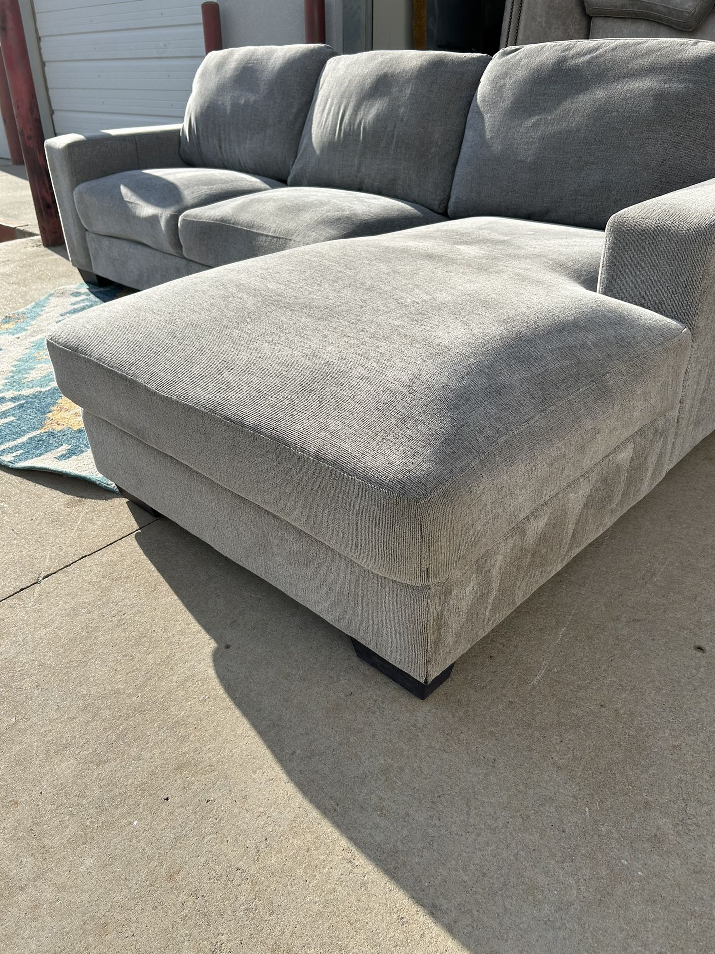 L-Shape couch (Free Delivery)