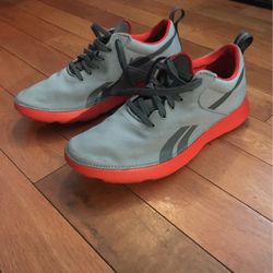 Open Box Never Used Reebok Mans Sneakers Side 10.1/2 USA