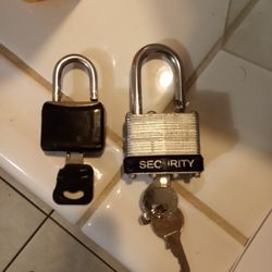 2 Locks