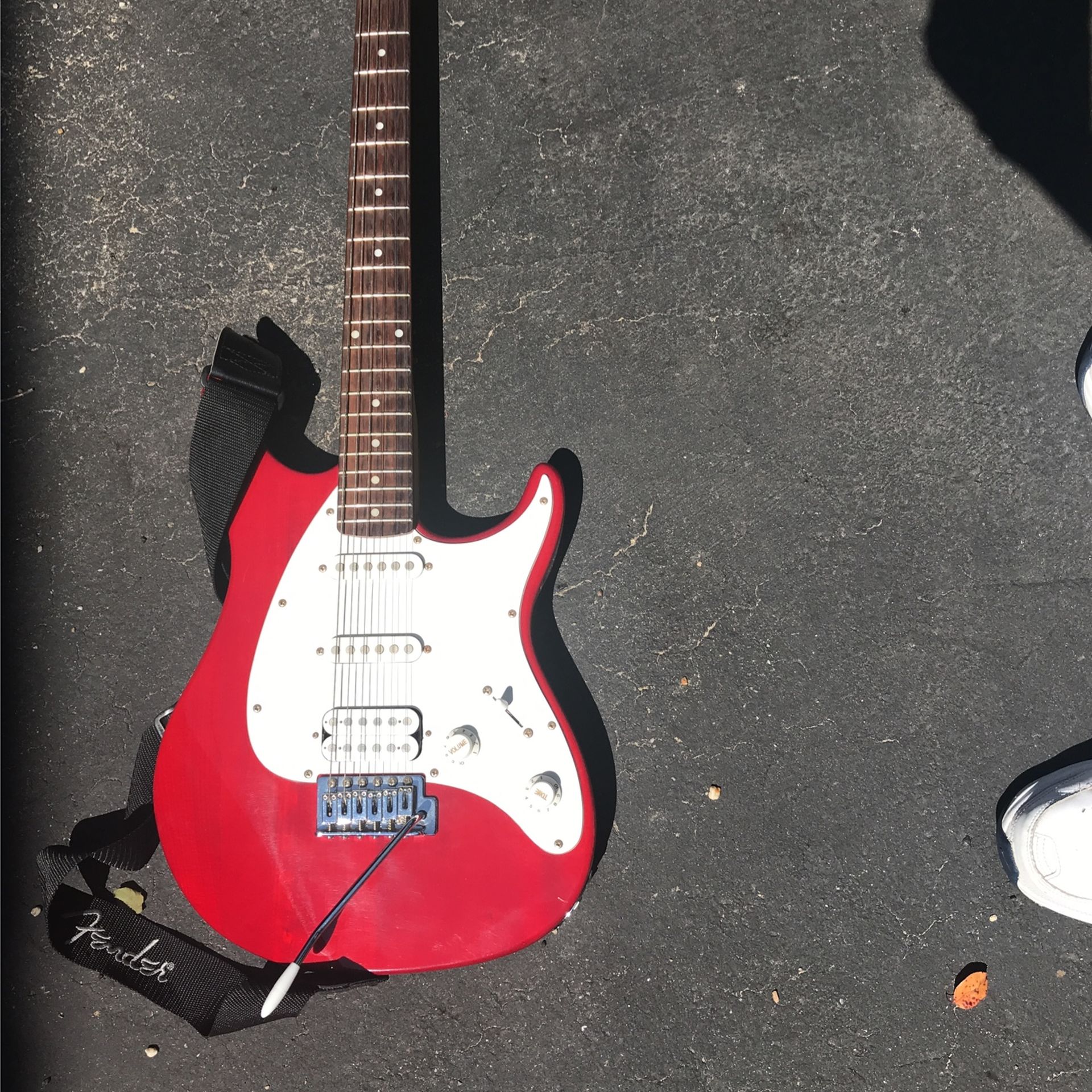 Peavey Raptor Plus Electric Guitar