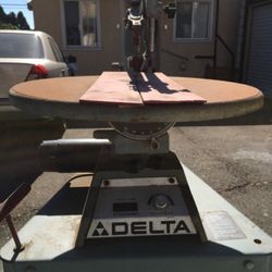 DELTA SCROLL SAW WITH STAND**********!!!!!!!!********
