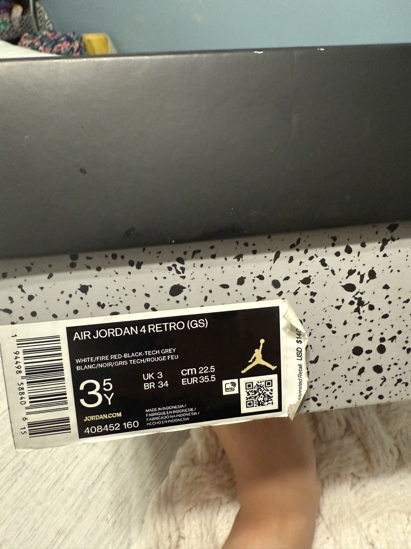 Air Jordan 4 Retro