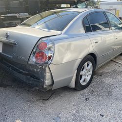 Nissan Junk Car For Parts