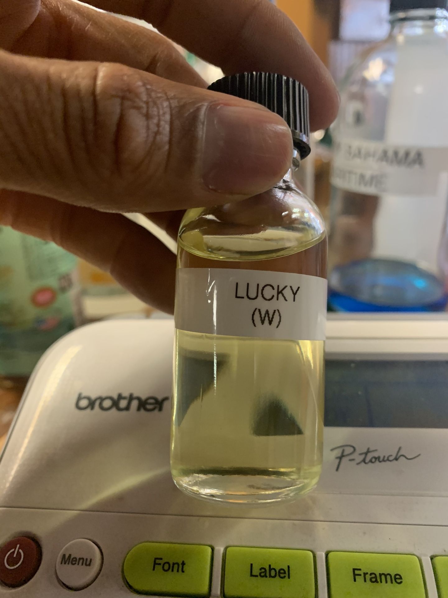 LUCKY (w) body oil fragrances