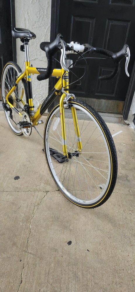 GMC Denali Aluminum Road Bike
