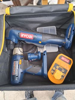 Ryobi Cordless Drill Set with Charger and Battery
