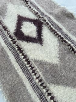 Rug 4’7” X 2’6”