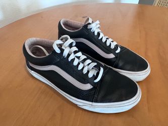 Vans Old Skool Leather black/pink (Women Size 9)