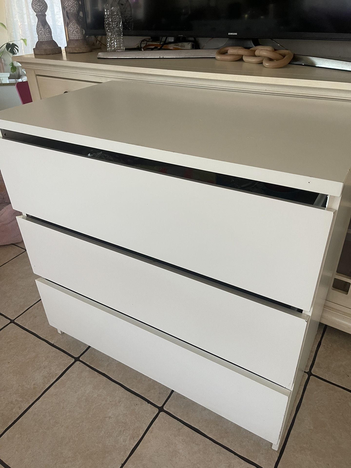 White Dresser