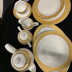 Vantage and designer dinner and cofee set set