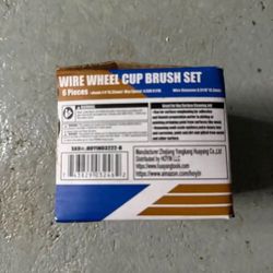 Wire wheel cup brush set- 6 pieces. NEW