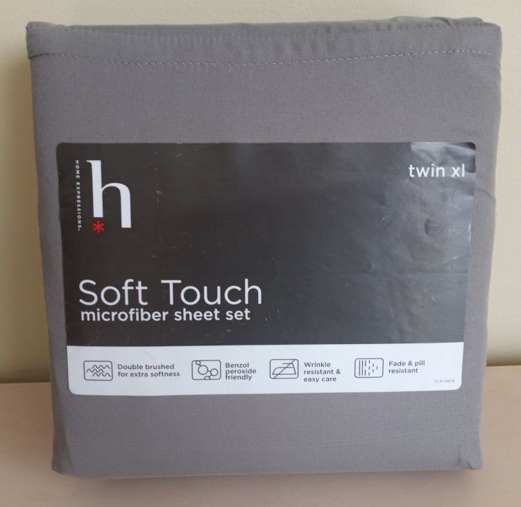 XL SHEETS FOR COLLEGE DORM BEDS* NEW $12.