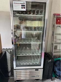 True Refrigerator model # GDM - 23-HST-HC~TSL01.