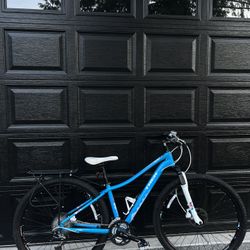 Trek Neko SL Mountain Bike 29”