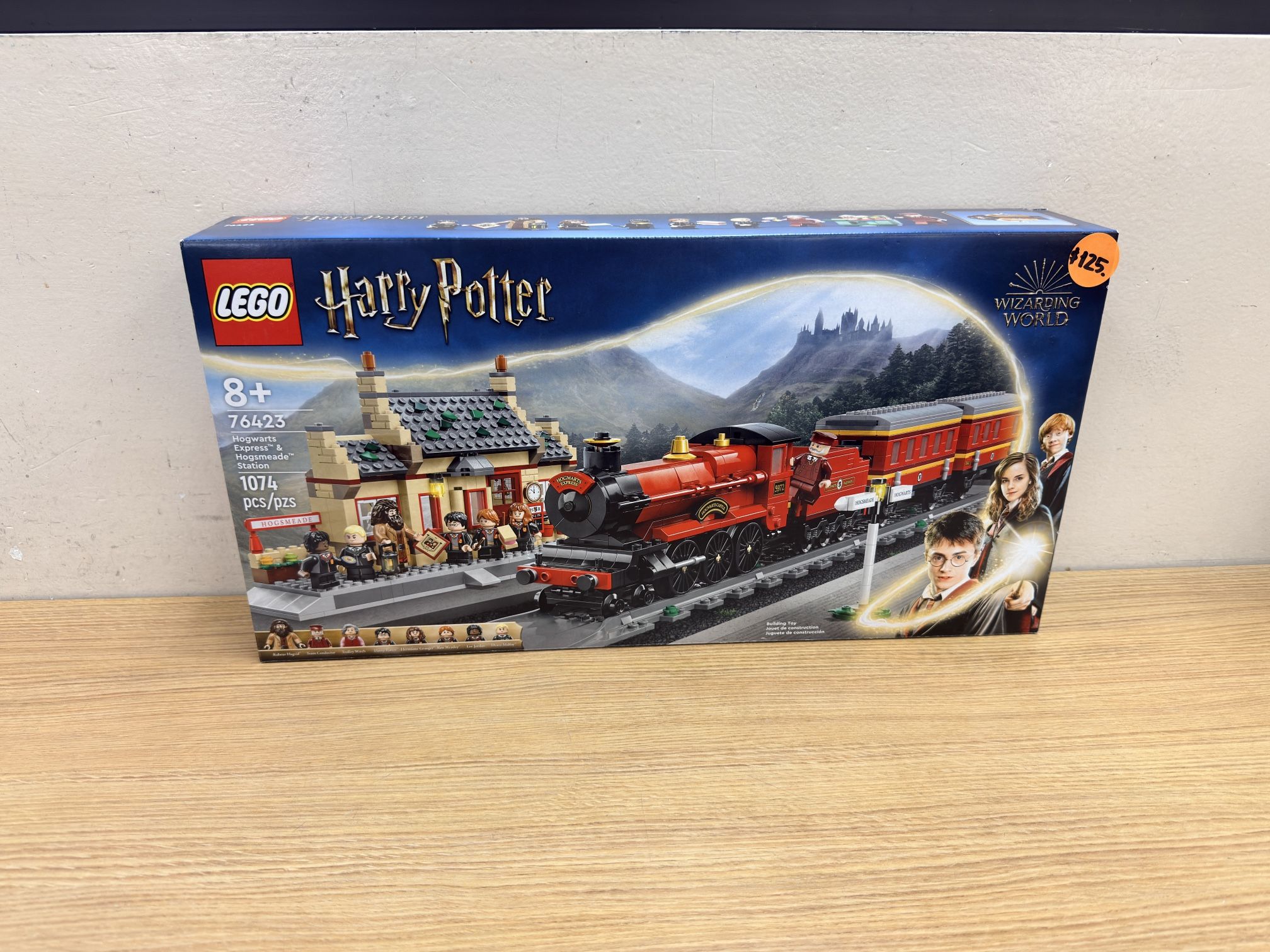 LEGO HARRY POTTER 76423- HOGWARTS EXPRESS & HOGSMEADE STATION