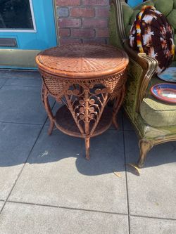 Vintage rattan wicker side table plant stand 19 by 22