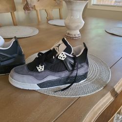 Air Jordan 4