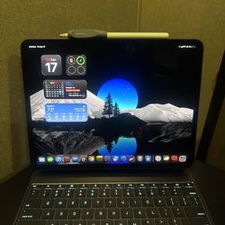 iPad Pro m4 256gb (2025) with Magic Keyboard and Apple Pencil