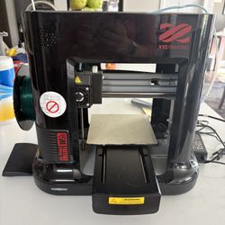 Da Vinci Mini W 3-D printer