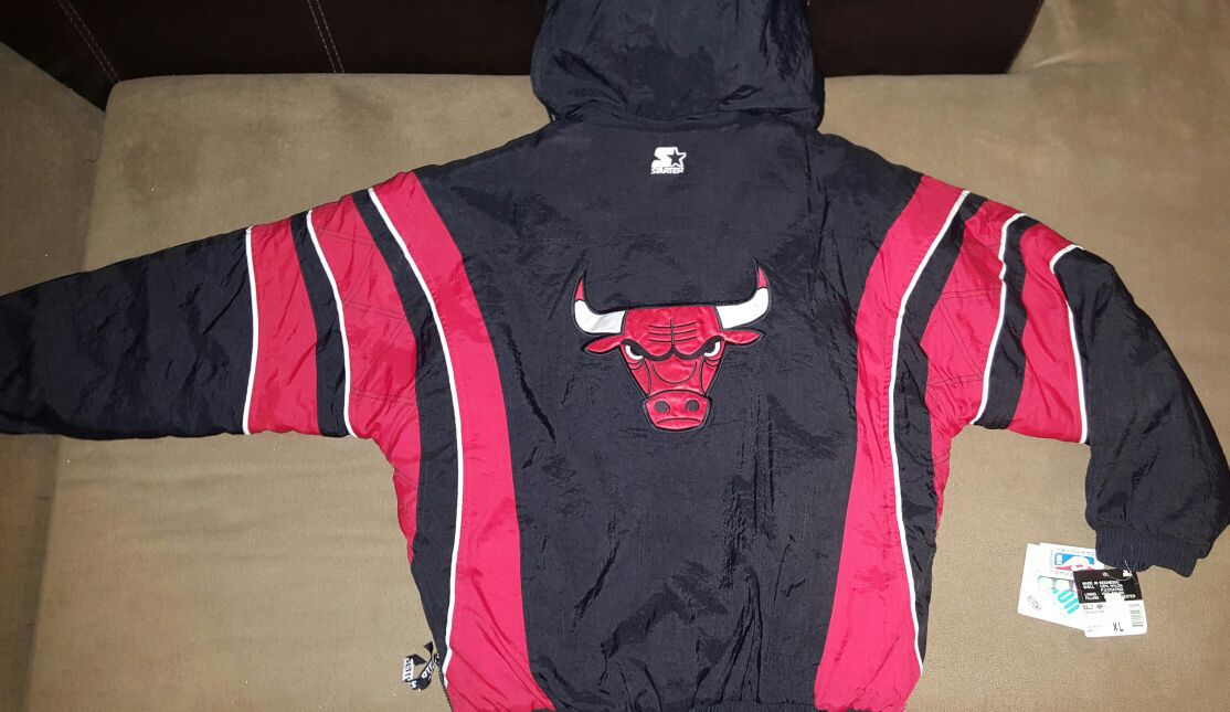Vintage Chicago Bulls Satin Starter Jacket Size Large Black NBA for Sale in  Modesto, CA - OfferUp