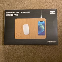 RJ WIRELESS CHARGING MOUSE PAD BT21 IN BOX