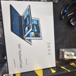 iPad Bluetooth Keyboard Case