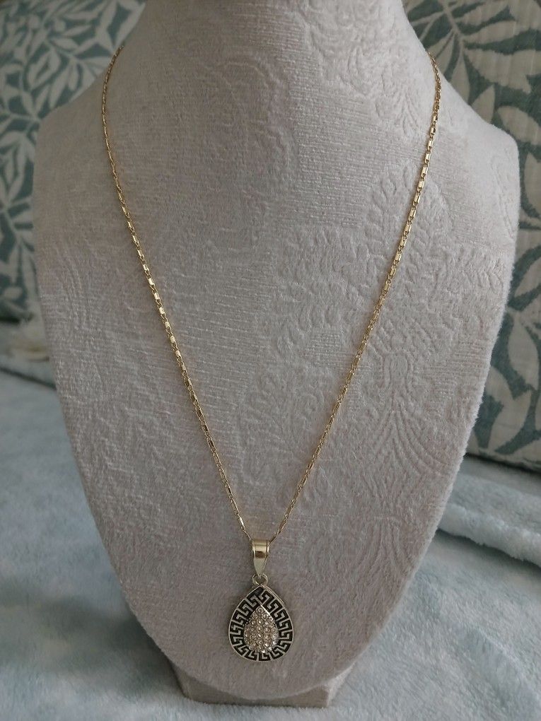 Fashion Gold Necklace And Pendant