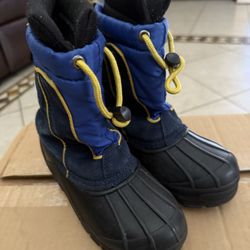 Kids Snow Boots Size 13